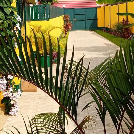 Bed and Breakfast Residencialdes Sao Tome Esterno foto