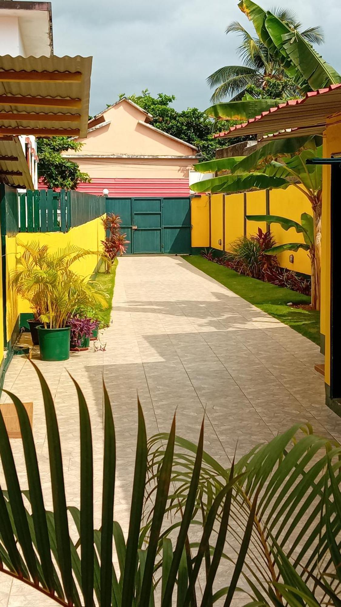 Bed and Breakfast Residencialdes Sao Tome Esterno foto